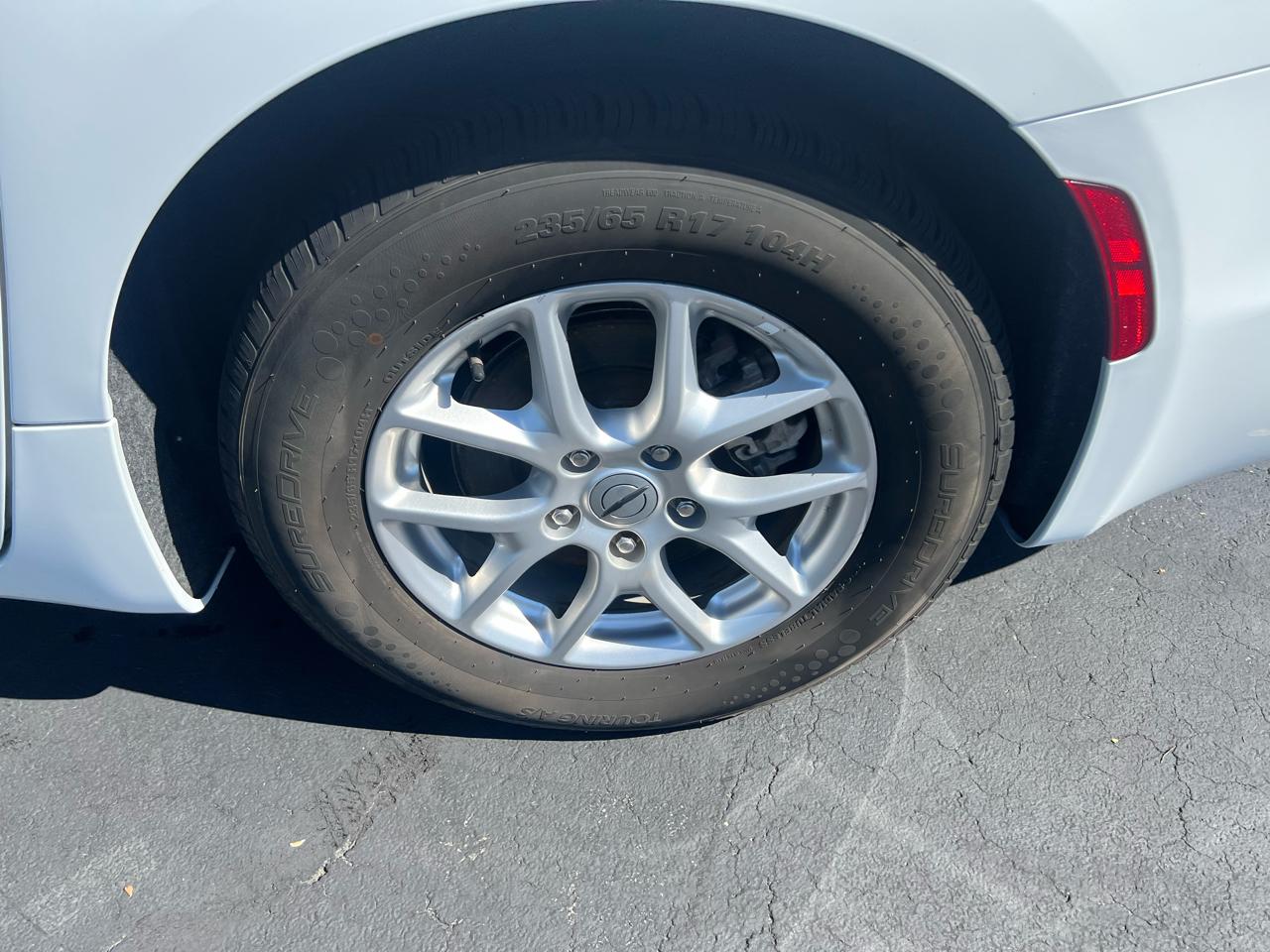 Chrysler Pacifica Touring L FWD 2023