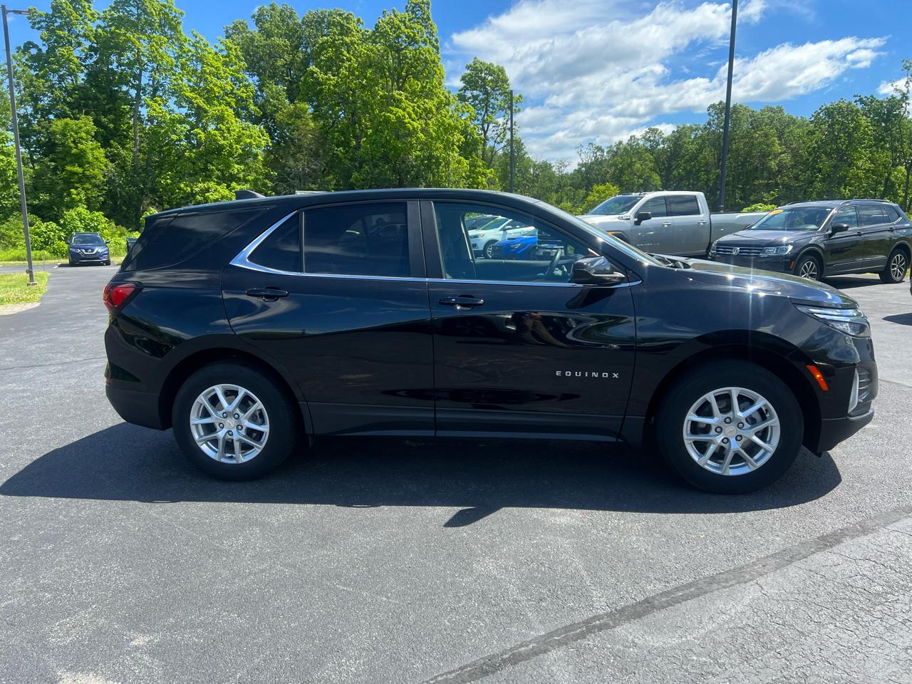 Chevrolet Equinox AWD 4dr LT w/1LT 2023