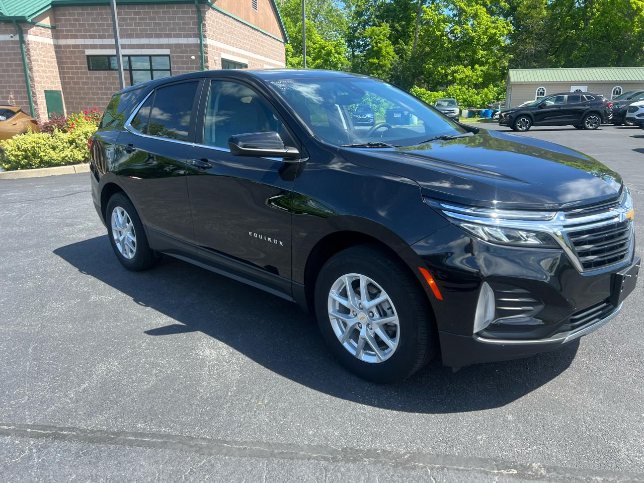 Chevrolet Equinox AWD 4dr LT w/1LT 2023
