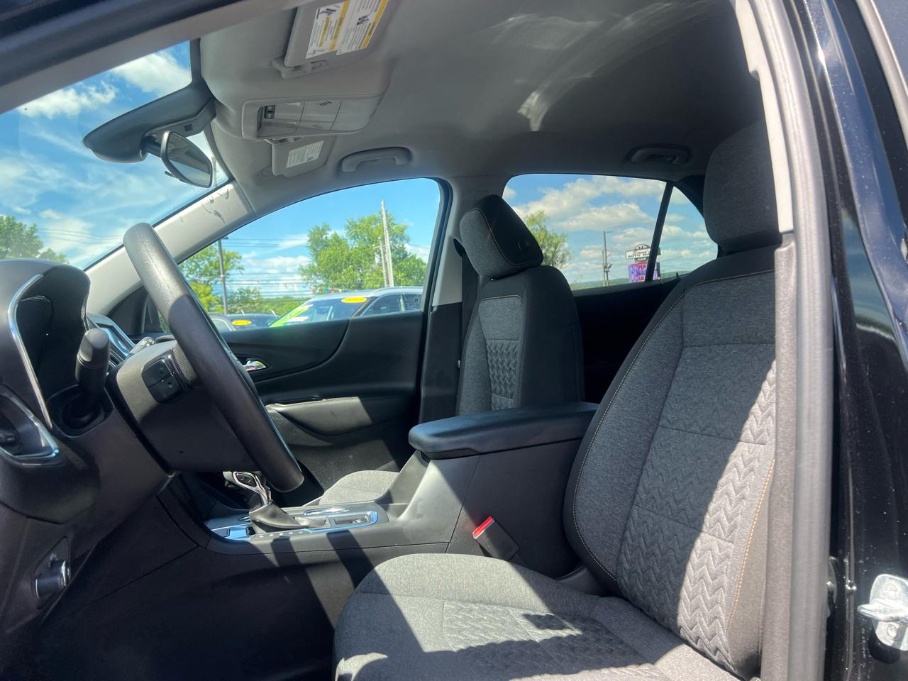 Chevrolet Equinox AWD 4dr LT w/1LT 2023