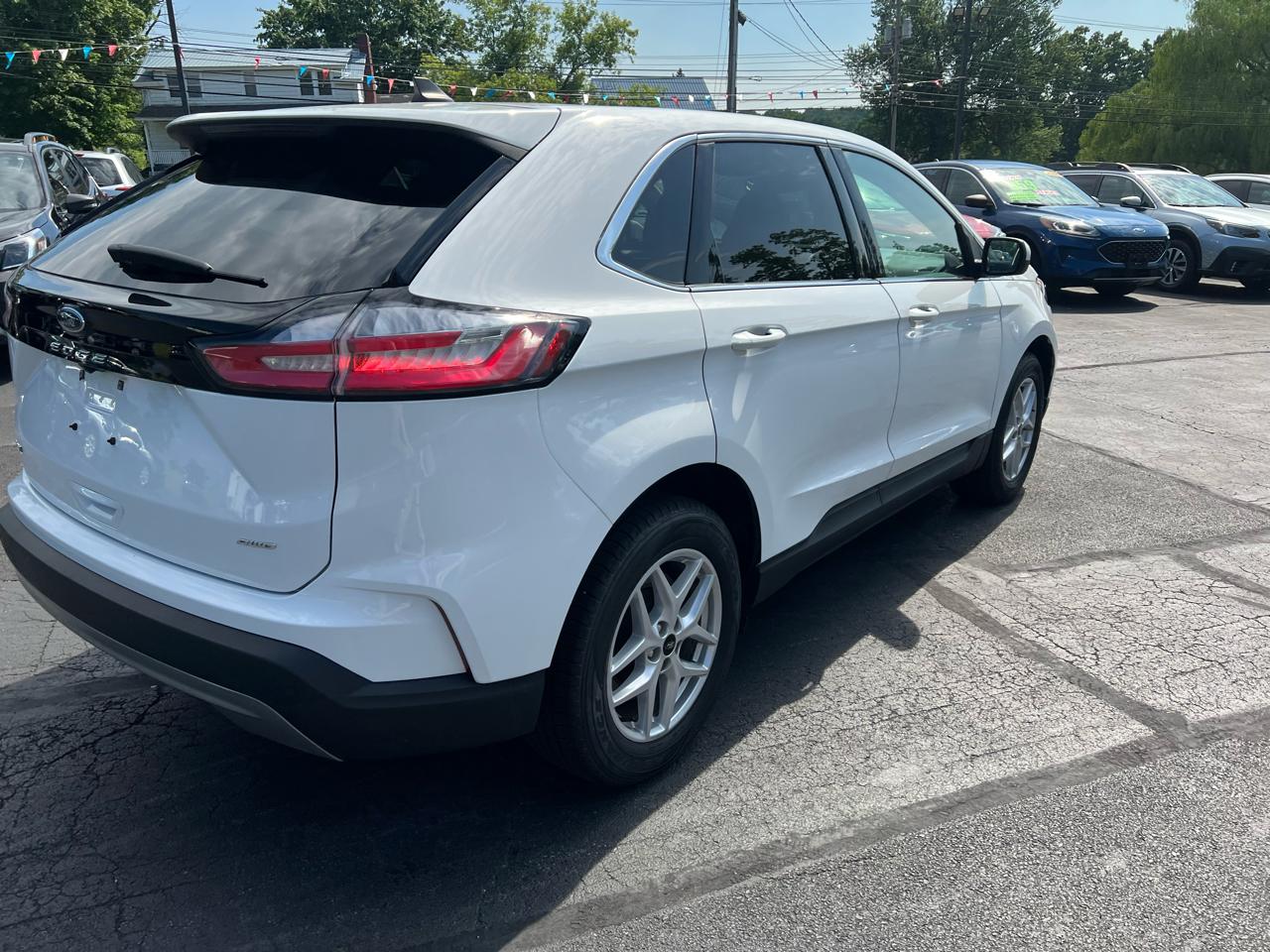 Ford Edge SEL AWD 2024