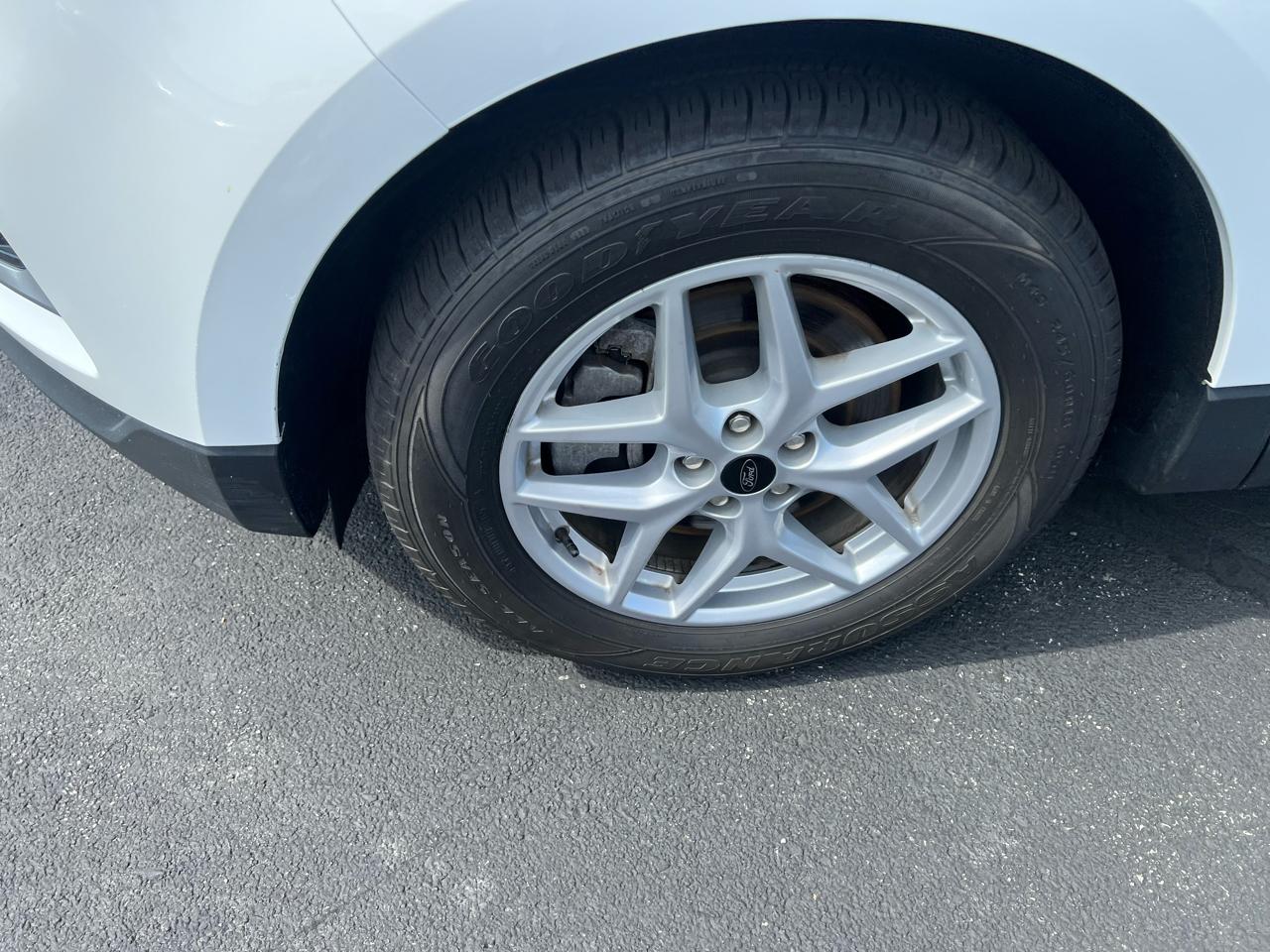 Ford Edge SEL AWD 2024