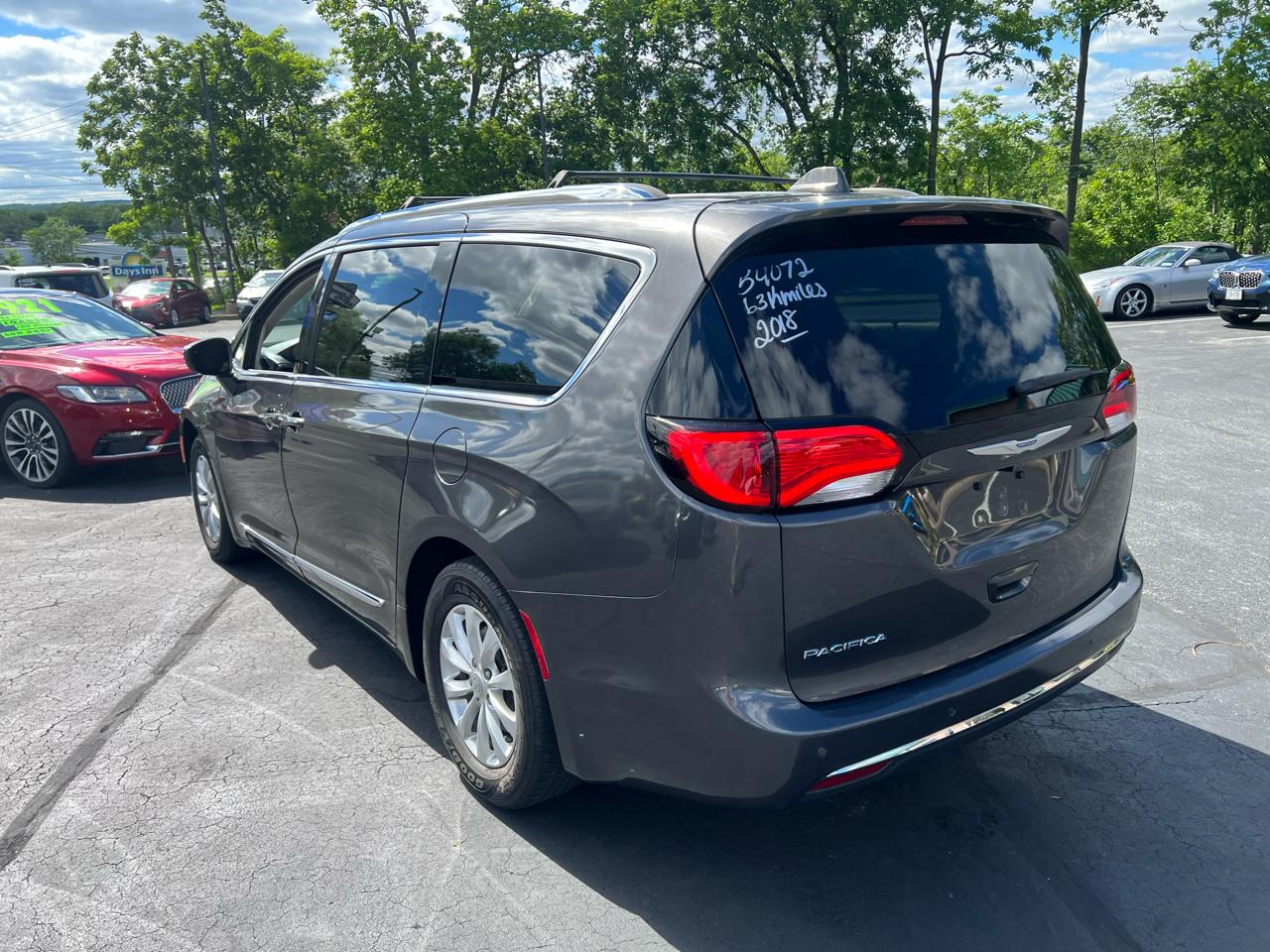 Chrysler Pacifica Touring L FWD 2018
