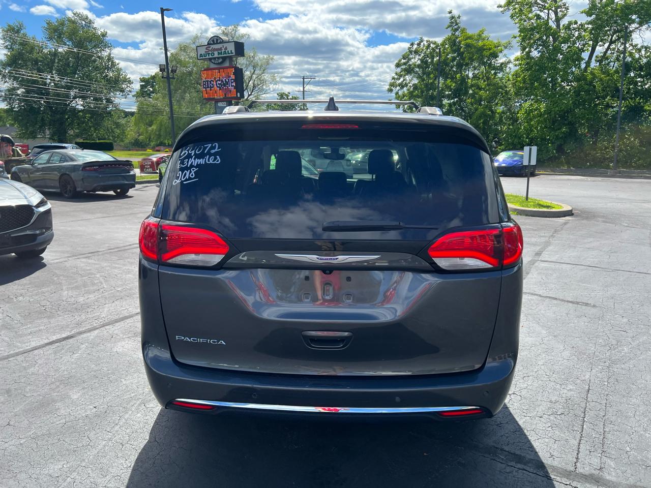 Chrysler Pacifica Touring L FWD 2018