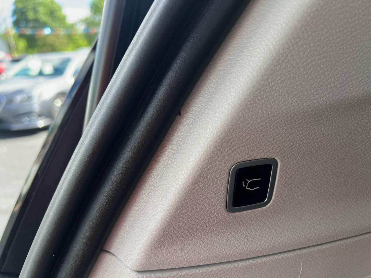 Chrysler Pacifica Touring L FWD 2018