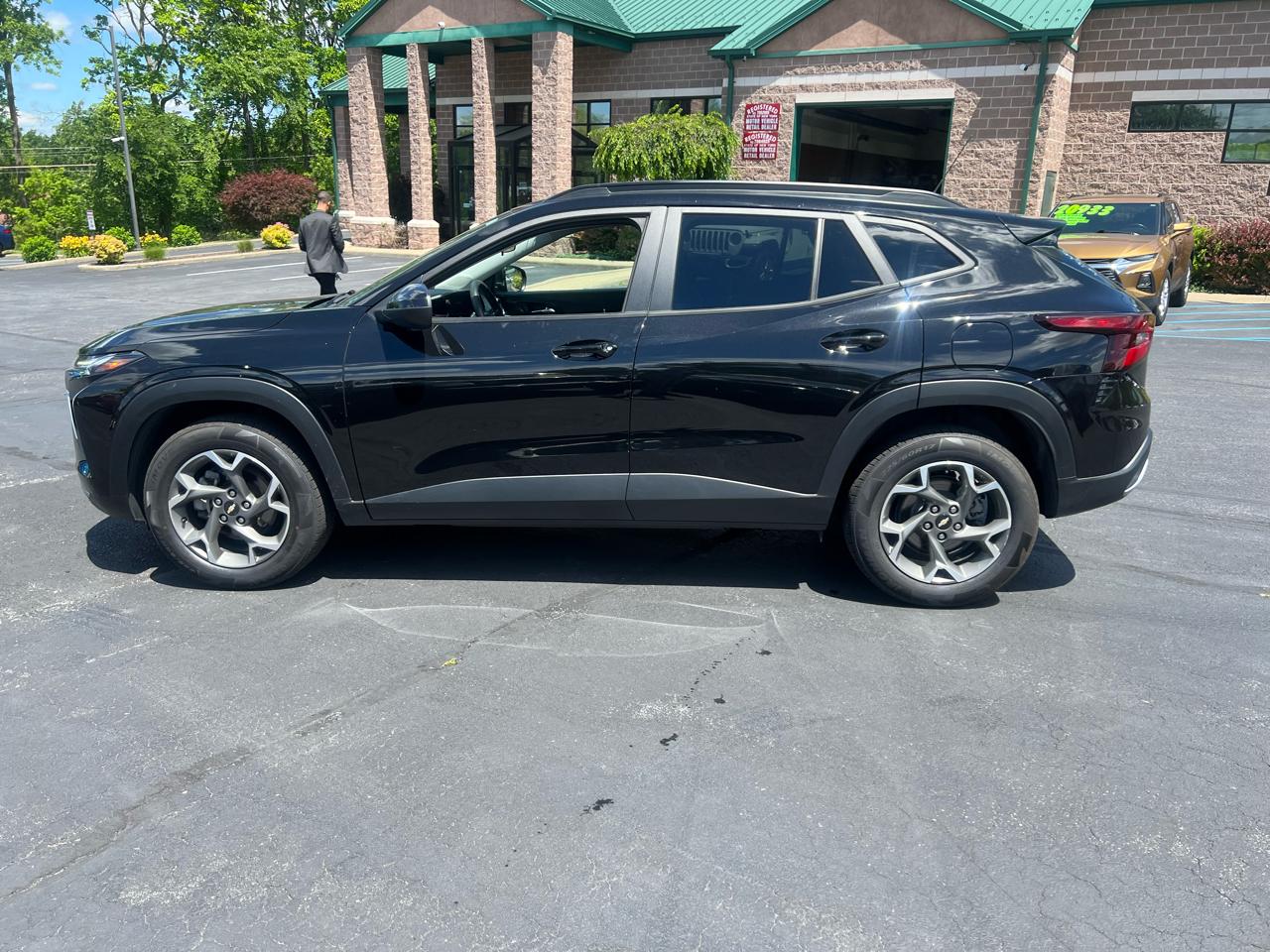 Chevrolet Trax FWD 4dr LT 2024
