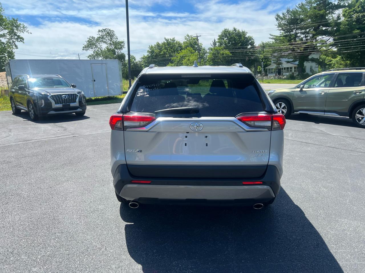 Toyota RAV4 Limited AWD (Natl) 2019