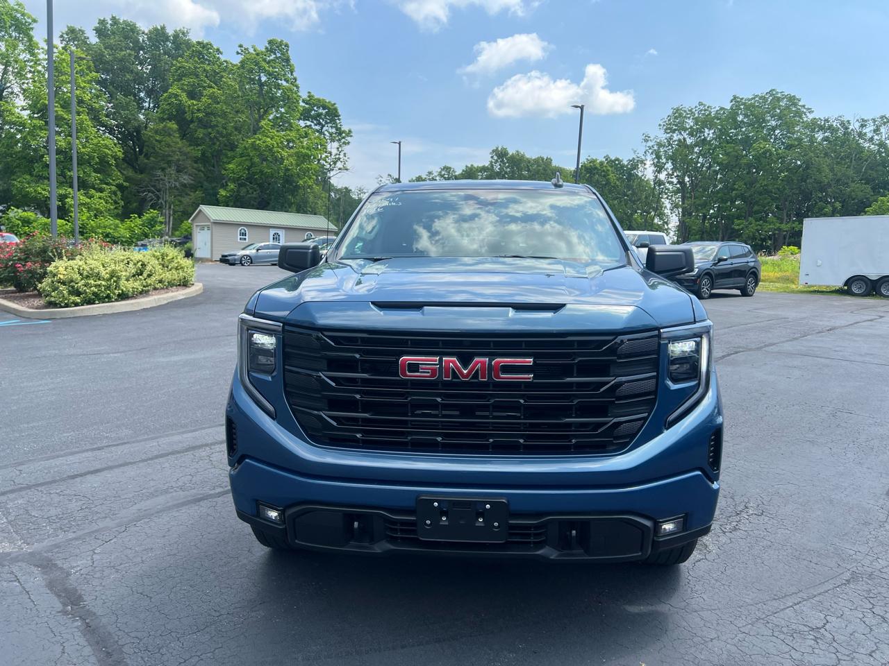 GMC Sierra 1500 4WD Double Cab 147" Elevation w/3SB 2026