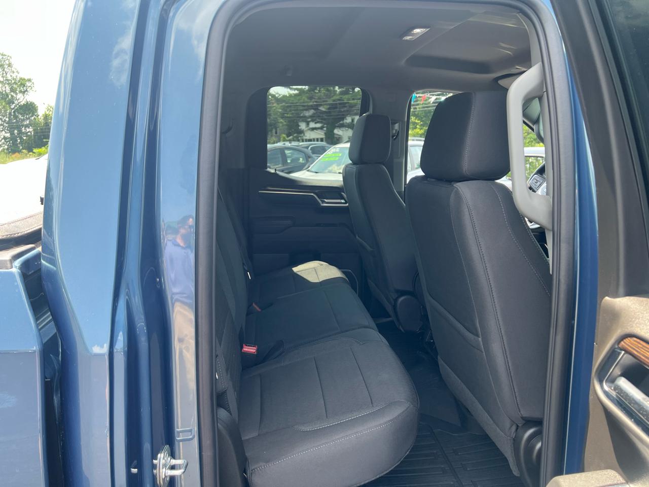 GMC Sierra 1500 4WD Double Cab 147" Elevation w/3SB 2026