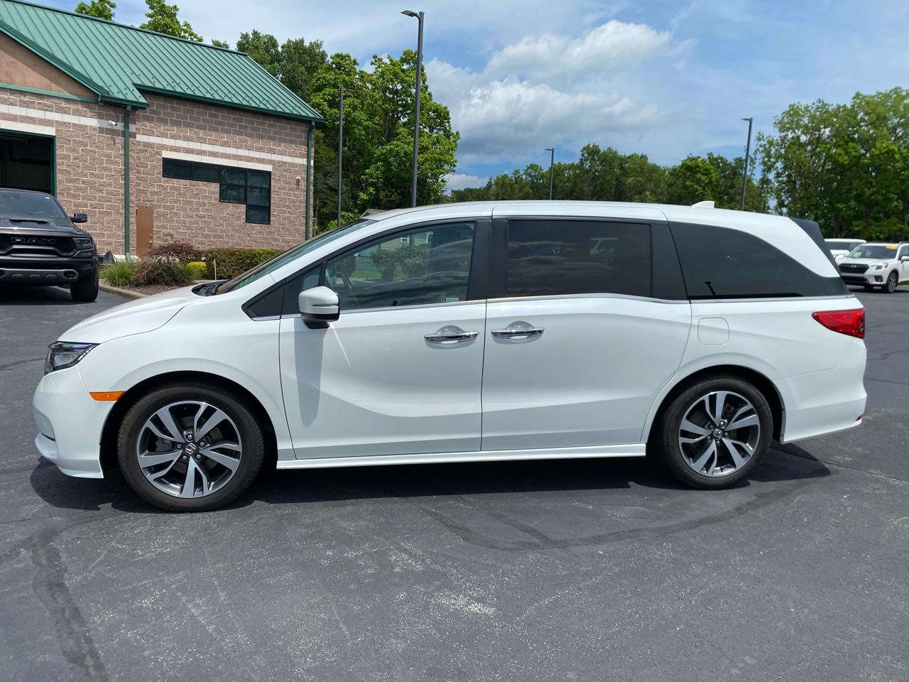 Honda Odyssey Touring Auto 2022