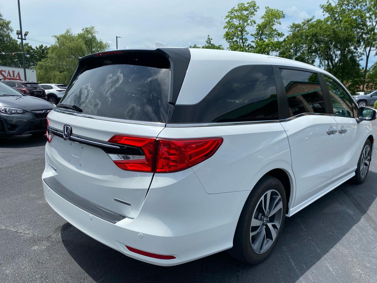 Honda Odyssey Touring Auto 2022