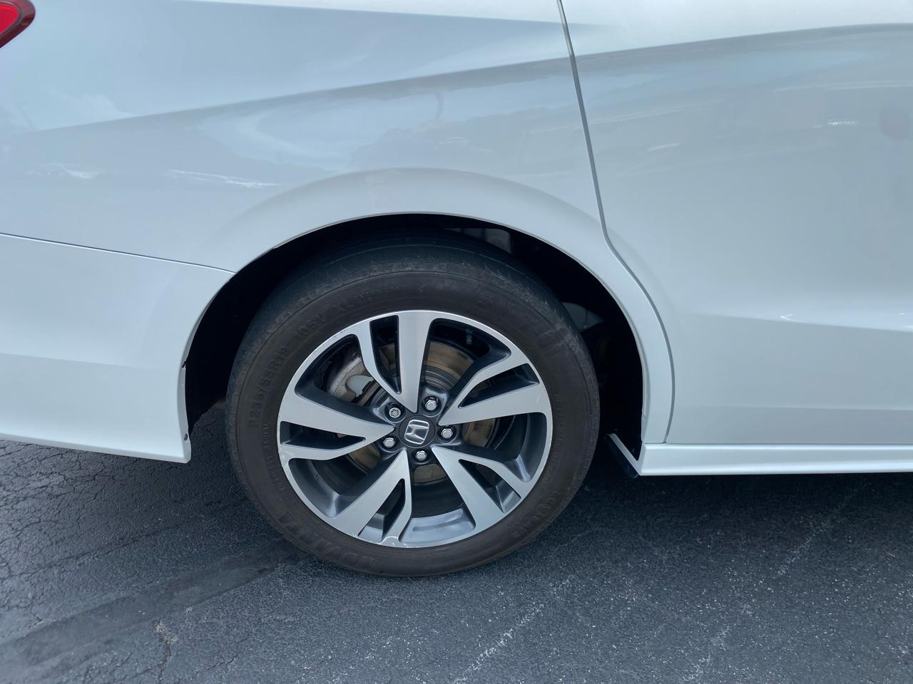 Honda Odyssey Touring Auto 2022