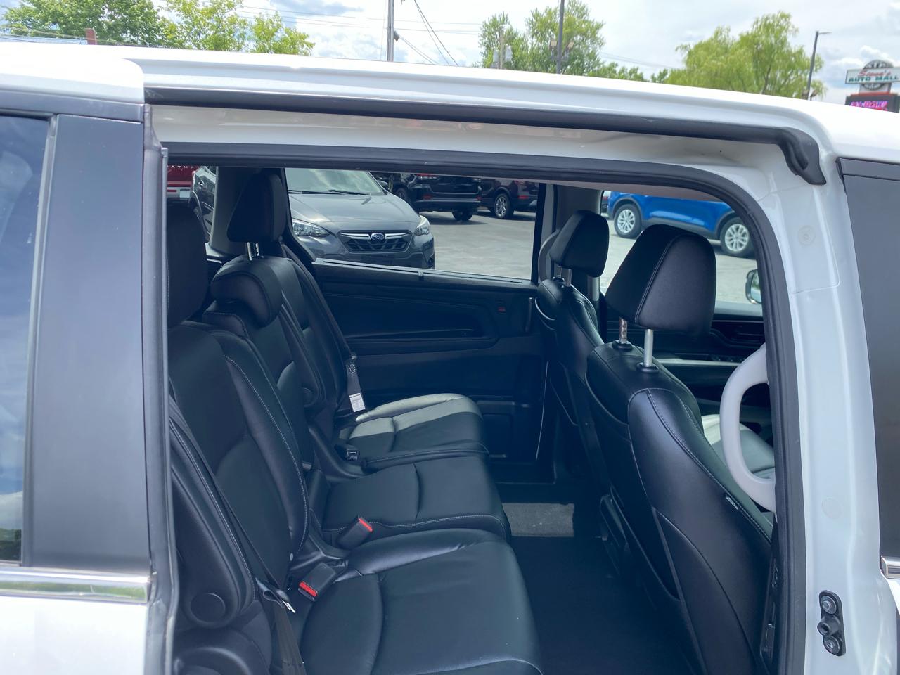 Honda Odyssey Touring Auto 2022