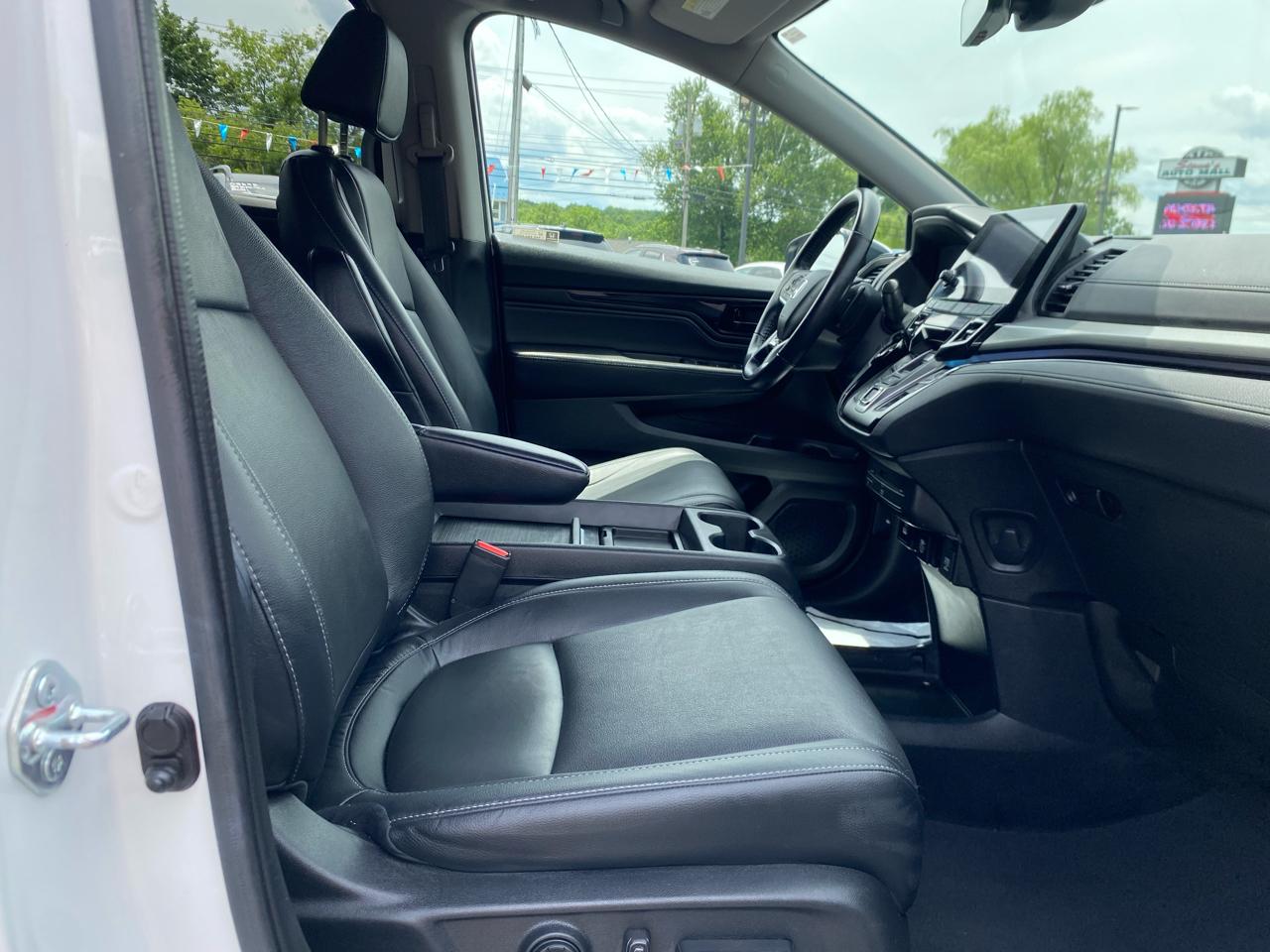 Honda Odyssey Touring Auto 2022