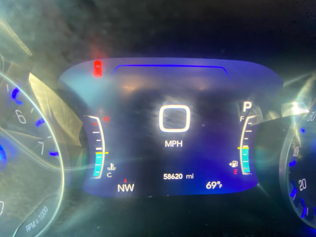 Chrysler Pacifica Touring L FWD 2024