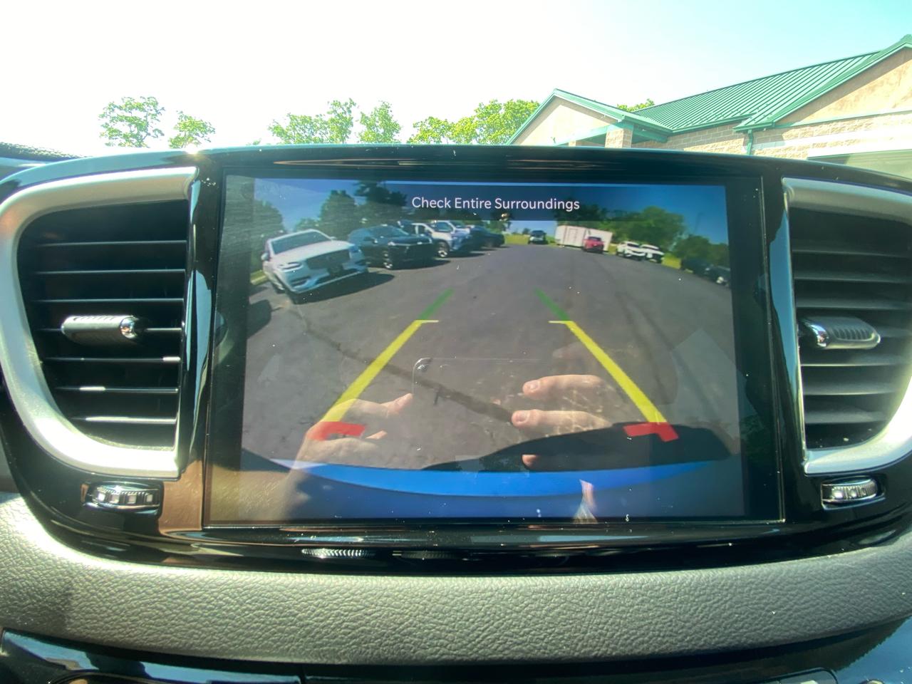 Chrysler Pacifica Touring L FWD 2024