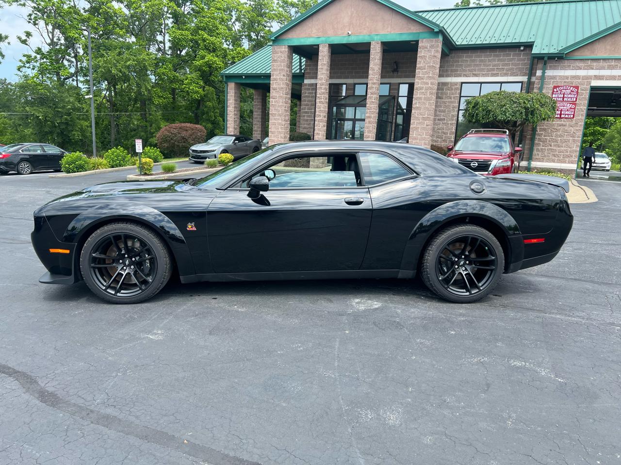 Dodge Challenger R/T Scat Pack Widebody RWD 2022