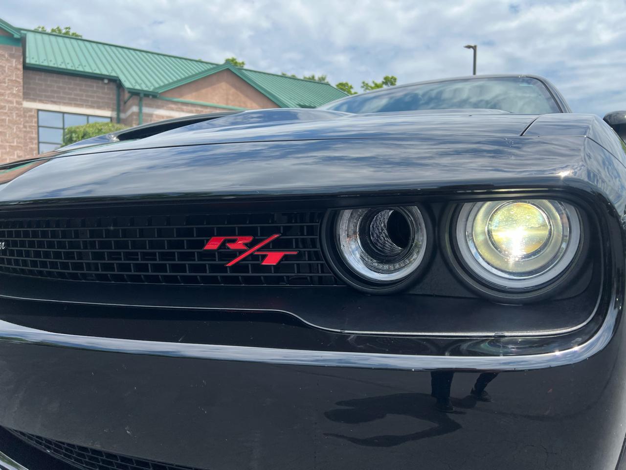 Dodge Challenger R/T Scat Pack Widebody RWD 2022