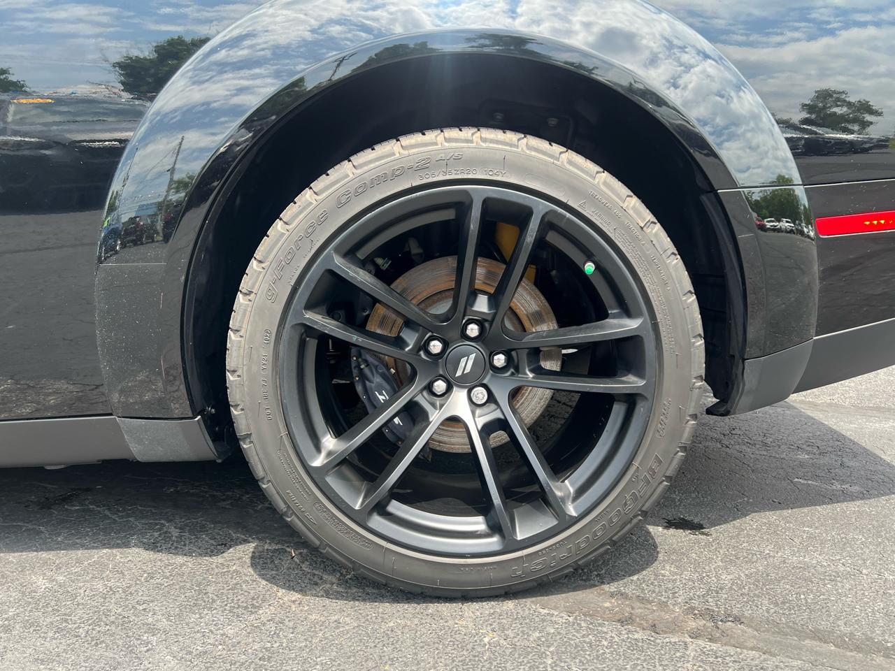 Dodge Challenger R/T Scat Pack Widebody RWD 2022