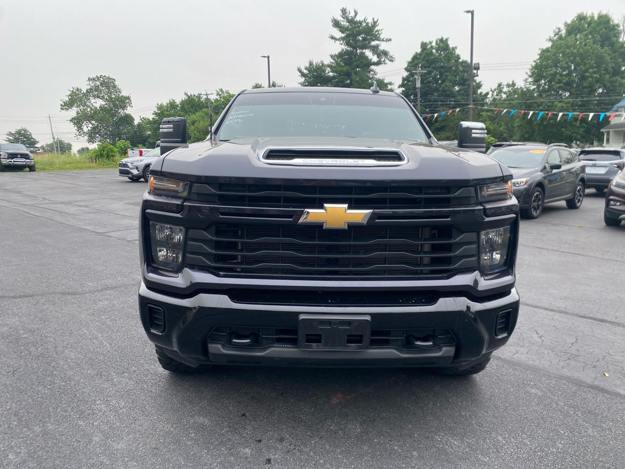 Chevrolet Silverado 2500HD 4WD Crew Cab 159" Custom 2024