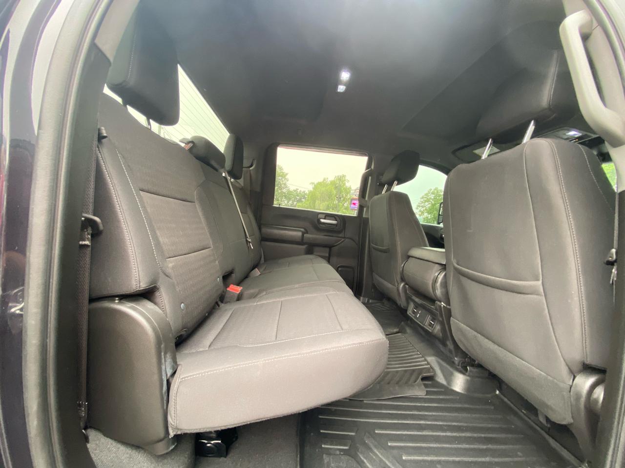 Chevrolet Silverado 2500HD 4WD Crew Cab 159" Custom 2024