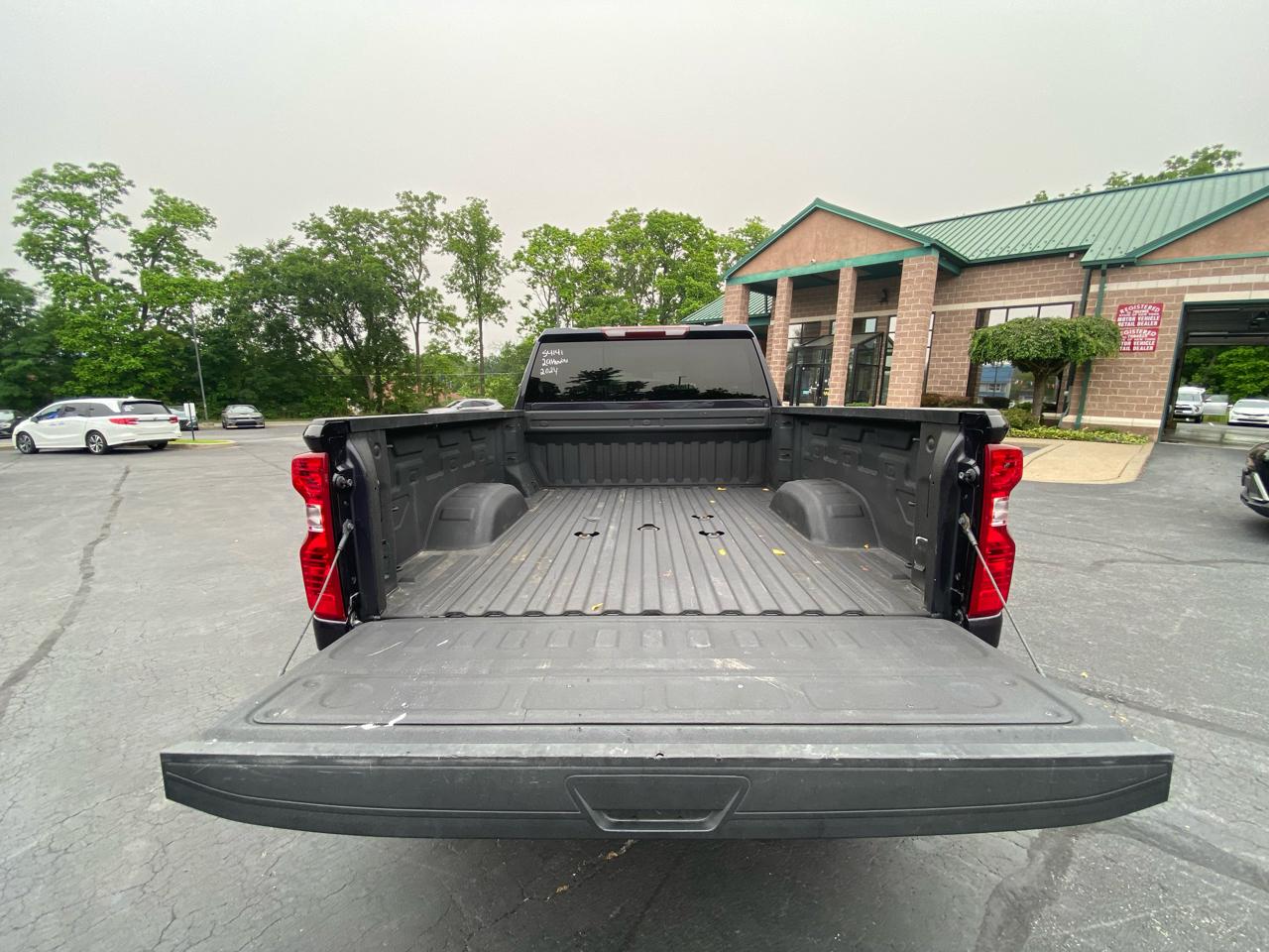 Chevrolet Silverado 2500HD 4WD Crew Cab 159" Custom 2024