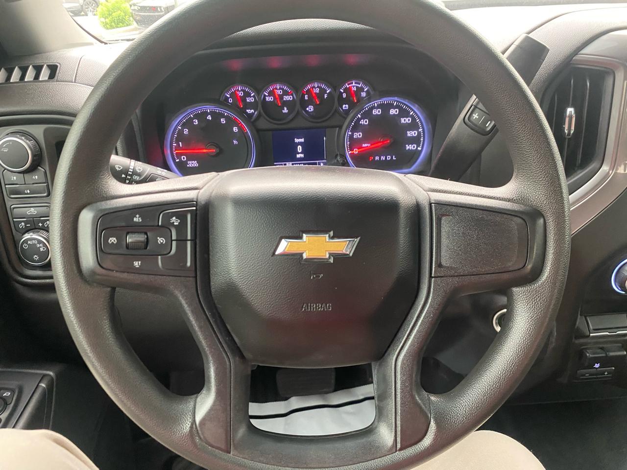 Chevrolet Silverado 2500HD 4WD Crew Cab 159" Custom 2024