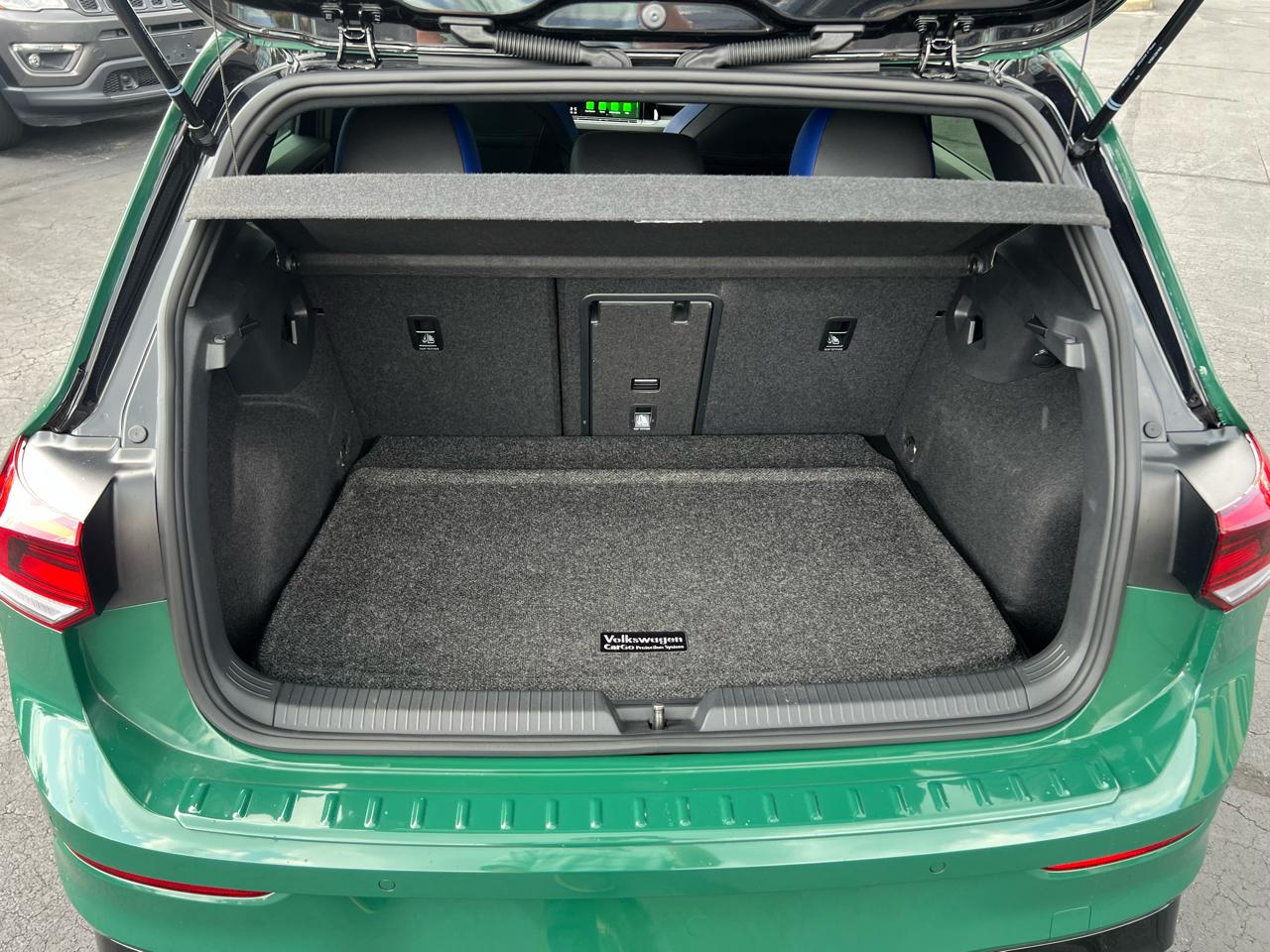 Volkswagen Golf R 2.0T Manual 2023