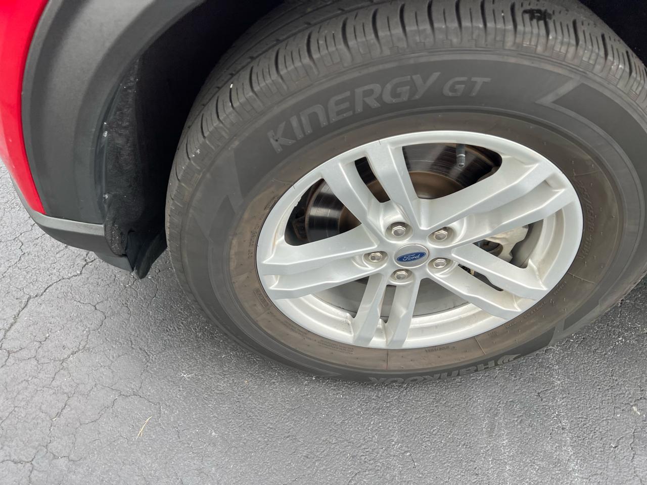 Ford Explorer XLT 4WD 2022