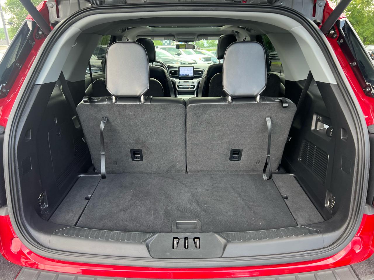 Ford Explorer XLT 4WD 2022