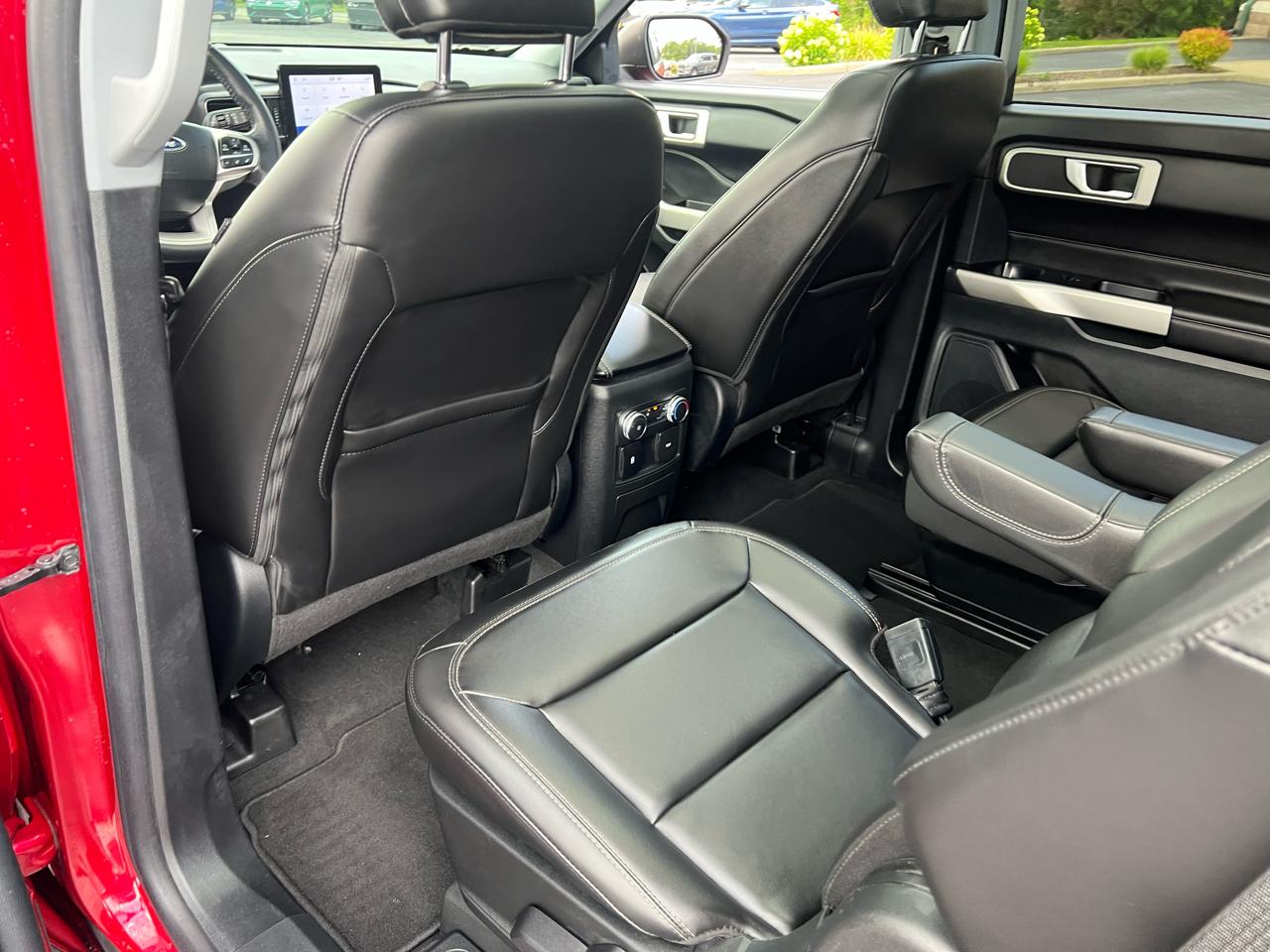 Ford Explorer XLT 4WD 2022