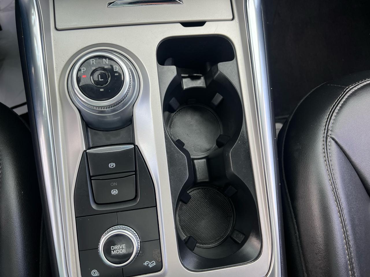 Ford Explorer XLT 4WD 2022