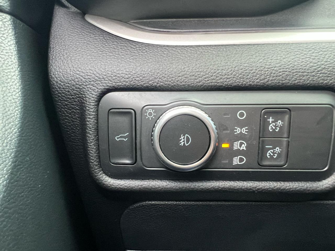 Ford Explorer XLT 4WD 2022