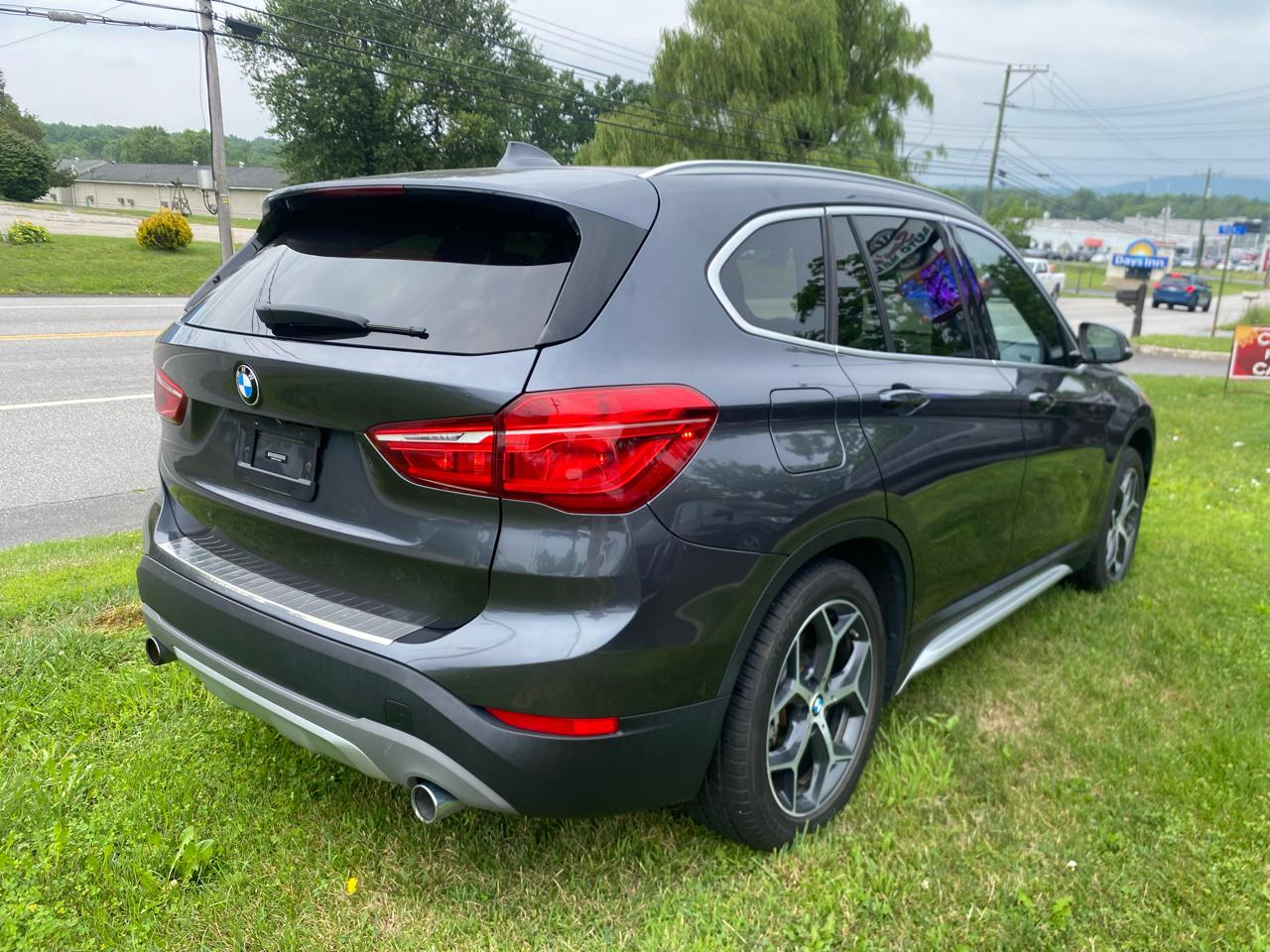 BMW X1 xDrive28i Sports Activity Vehicle 2018