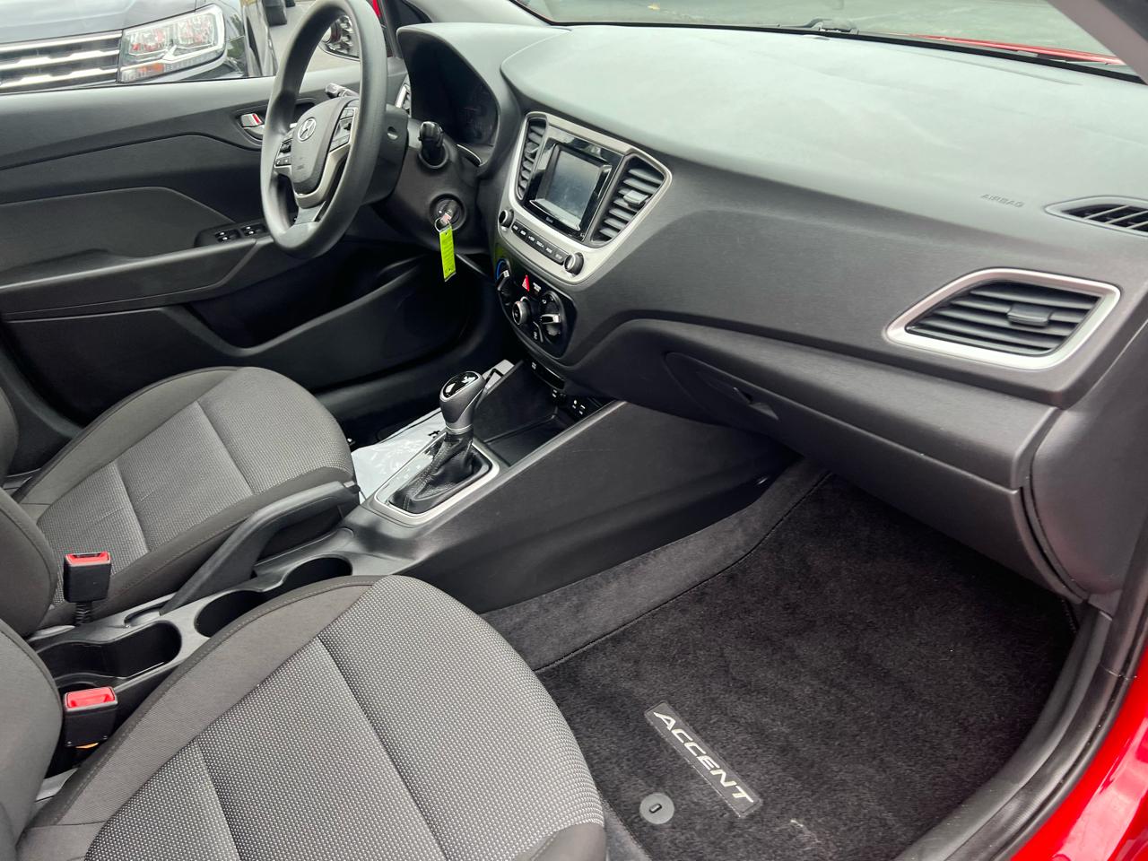 Hyundai Accent SE Sedan IVT 2022