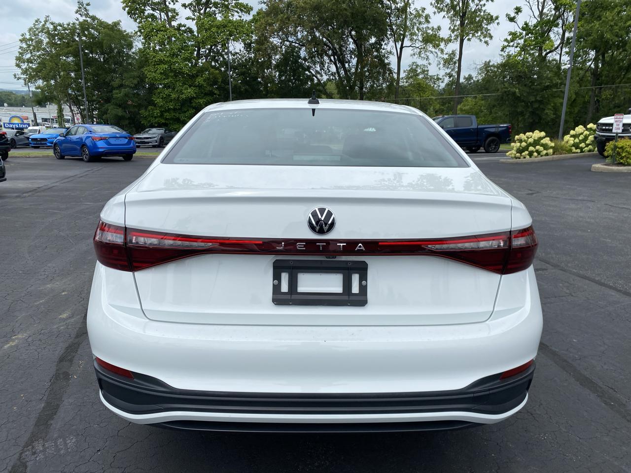 Volkswagen Jetta Sport Auto 2025