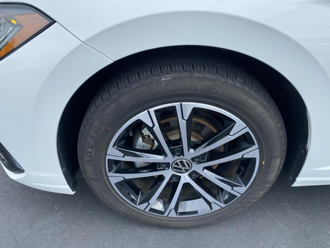 Volkswagen Jetta Sport Auto 2025