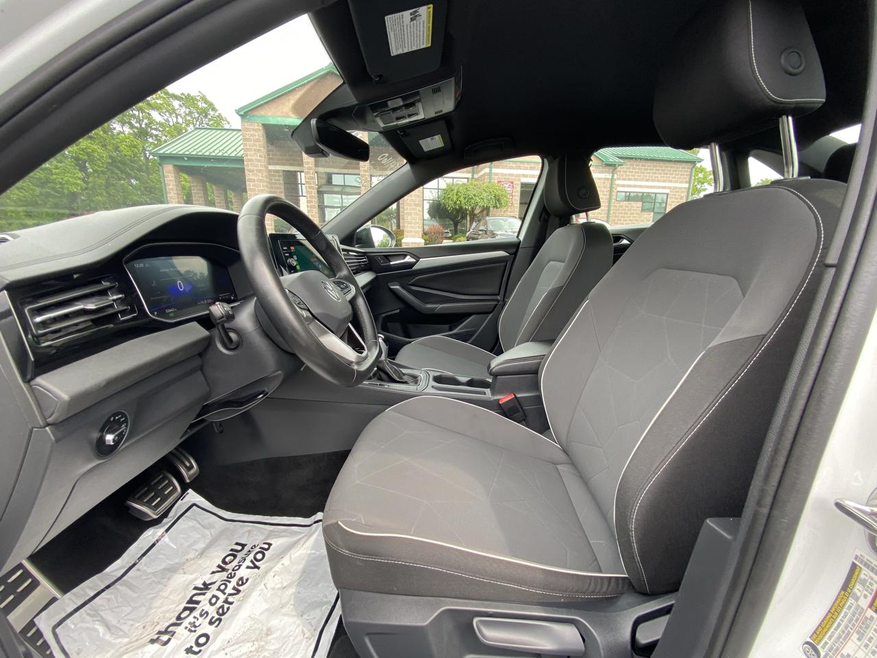 Volkswagen Jetta Sport Auto 2025