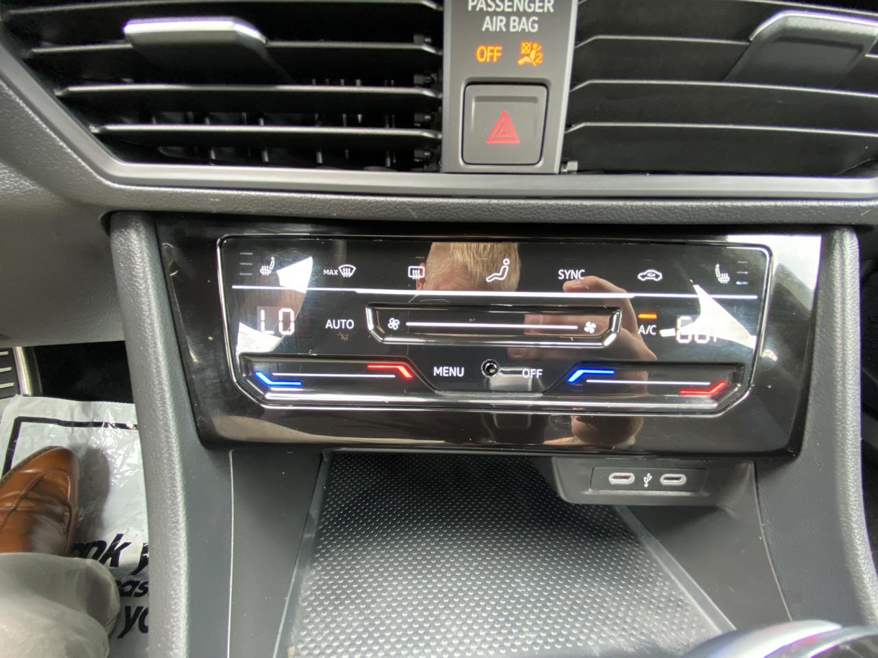 Volkswagen Jetta Sport Auto 2025
