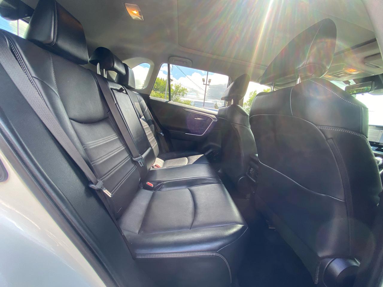 Toyota RAV4 Limited AWD (Natl) 2019