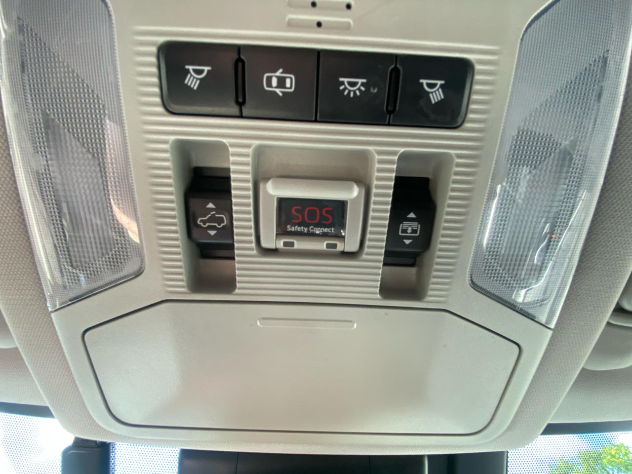 Toyota RAV4 Limited AWD (Natl) 2019