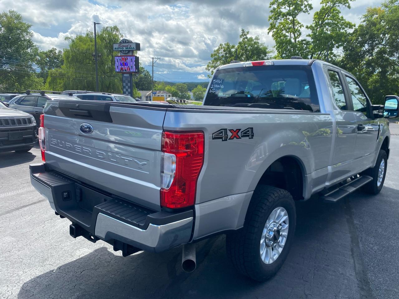 Ford Super Duty F-350 SRW XL 4WD SuperCab 8' Box 2020