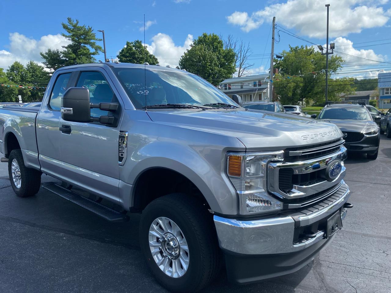 Ford Super Duty F-350 SRW XL 4WD SuperCab 8' Box 2020