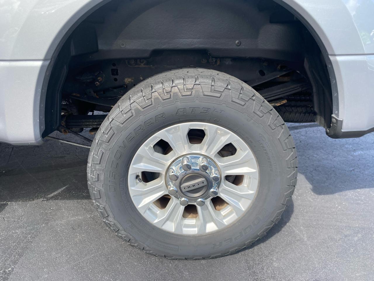 Ford Super Duty F-350 SRW XL 4WD SuperCab 8' Box 2020