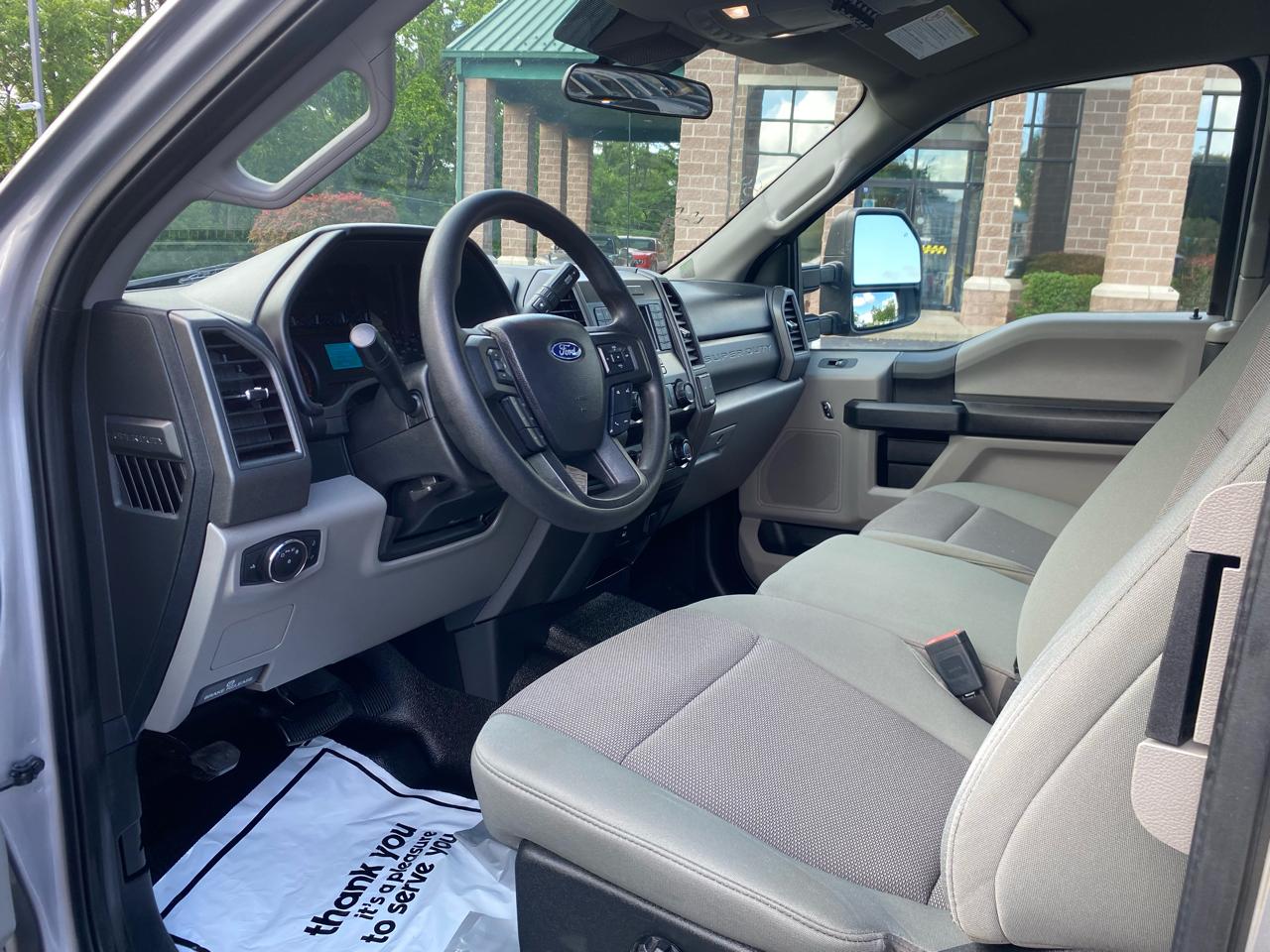 Ford Super Duty F-350 SRW XL 4WD SuperCab 8' Box 2020