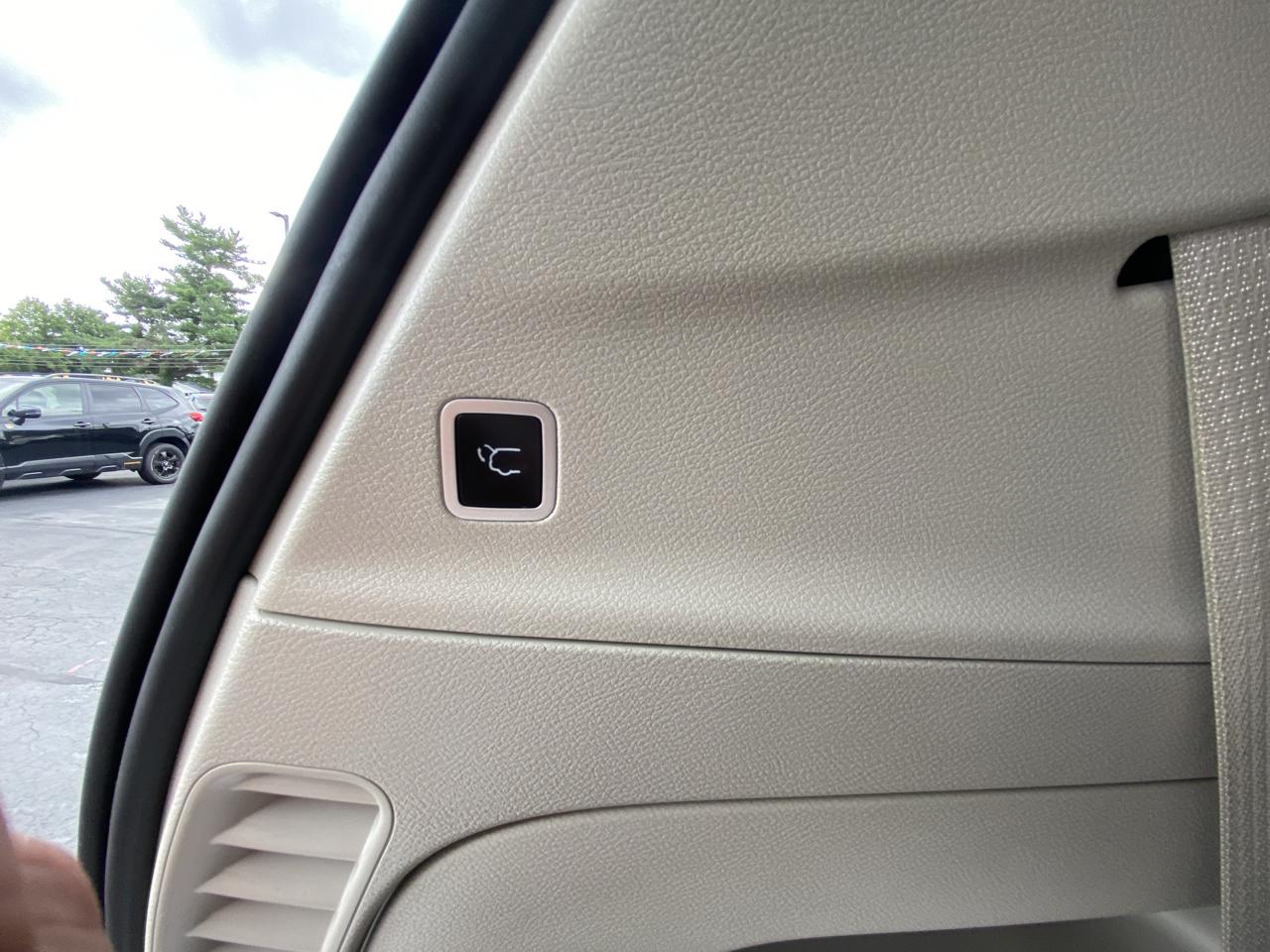 Chrysler Pacifica Touring L FWD 2024