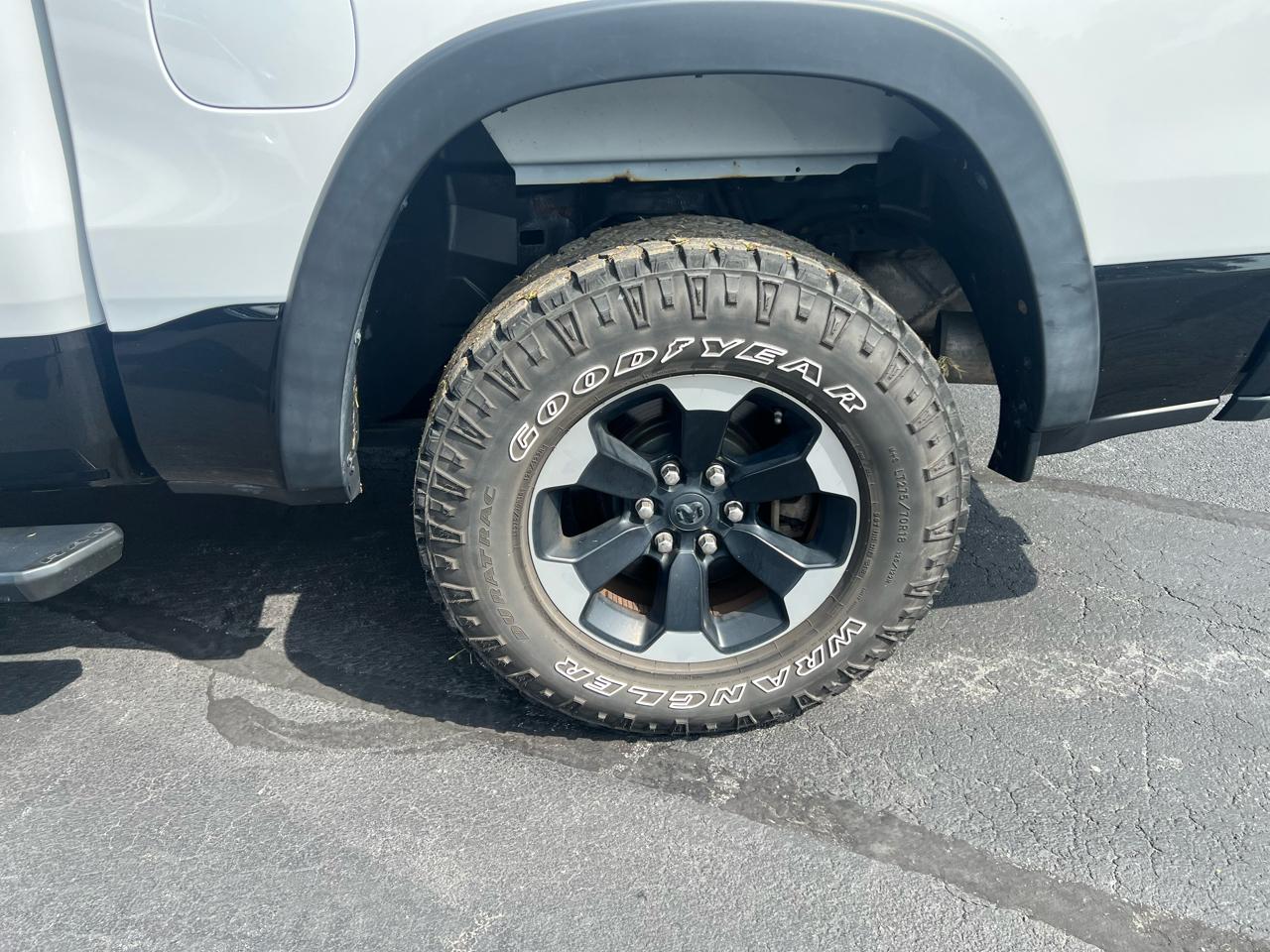 RAM 1500 Rebel 4x4 Crew Cab 5'7" Box 2019