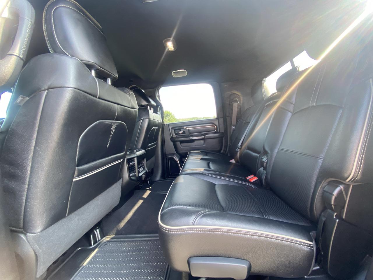 RAM 2500 Limited 4x4 Mega Cab 6'4" Box 2022