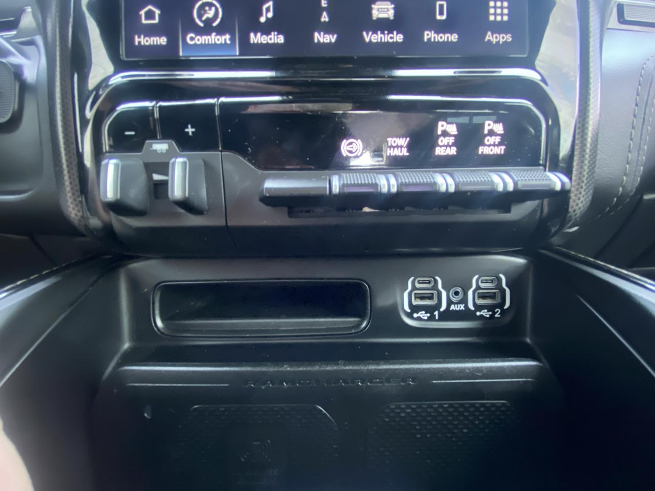 RAM 2500 Limited 4x4 Mega Cab 6'4" Box 2022