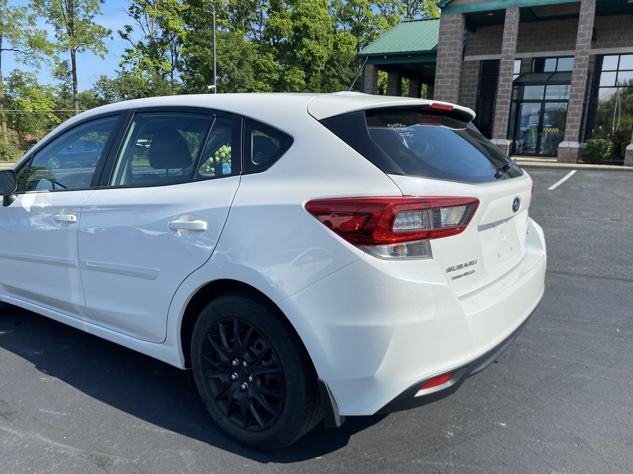 Subaru Impreza 5-door CVT 2022